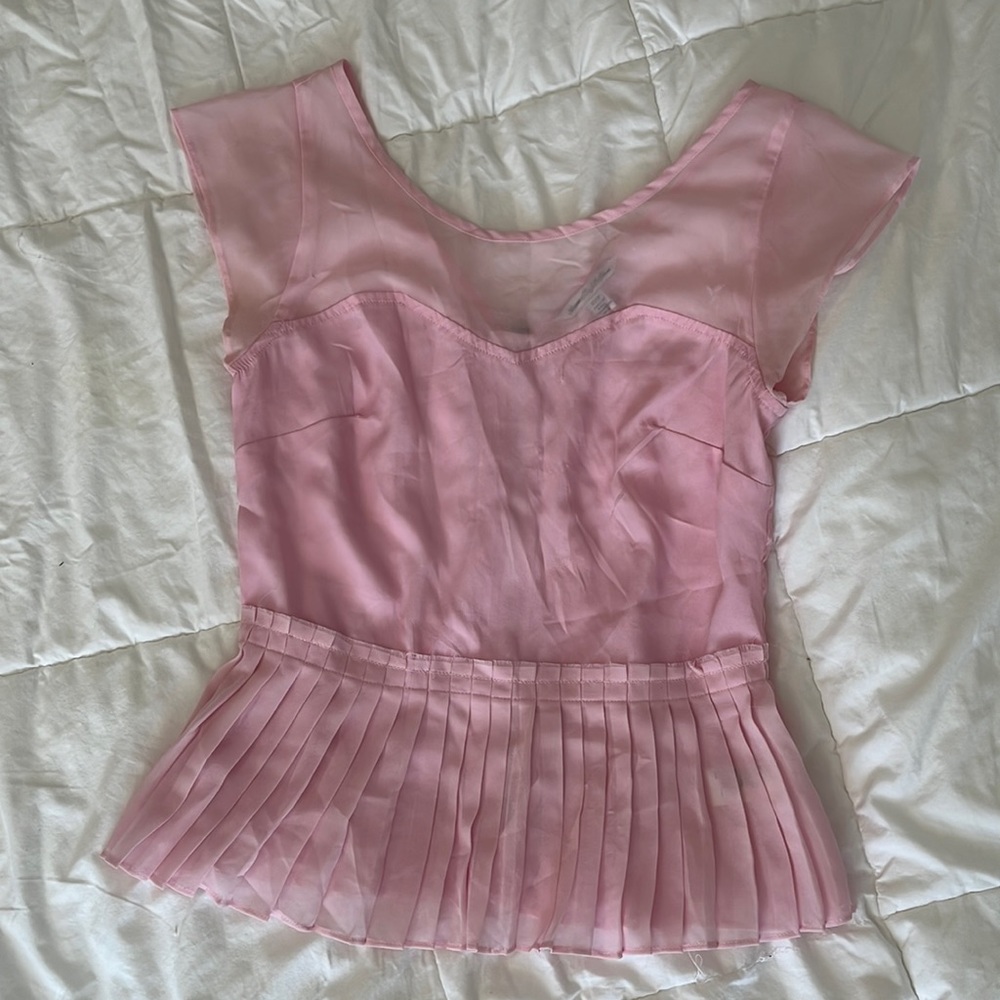 🌸 American Eagle Pink Pleated Blouse